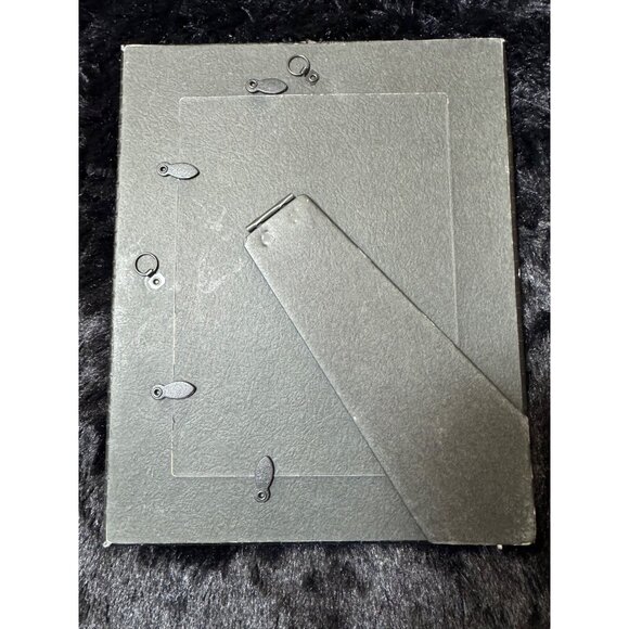 Black Faux Leather Textured Picture Frame With Checkered Design For 5x7 Photos - Picture 4 of 5